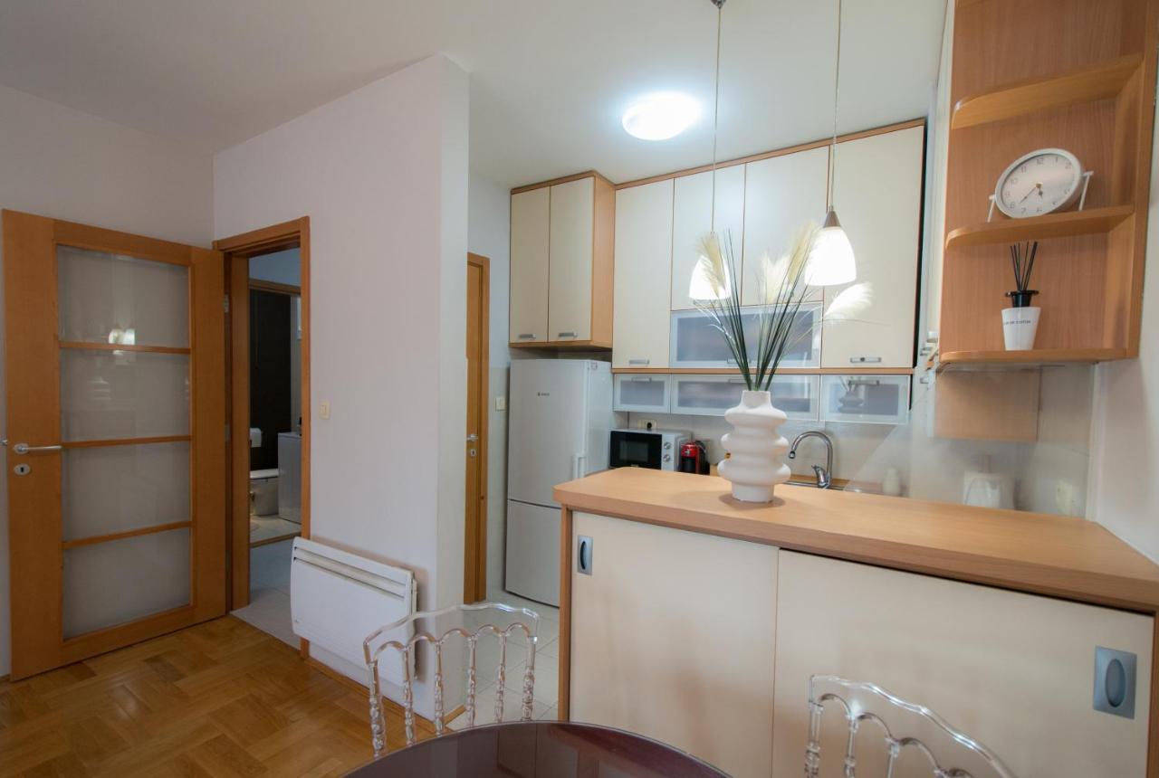 City Nest Apartment Подгорица Экстерьер фото